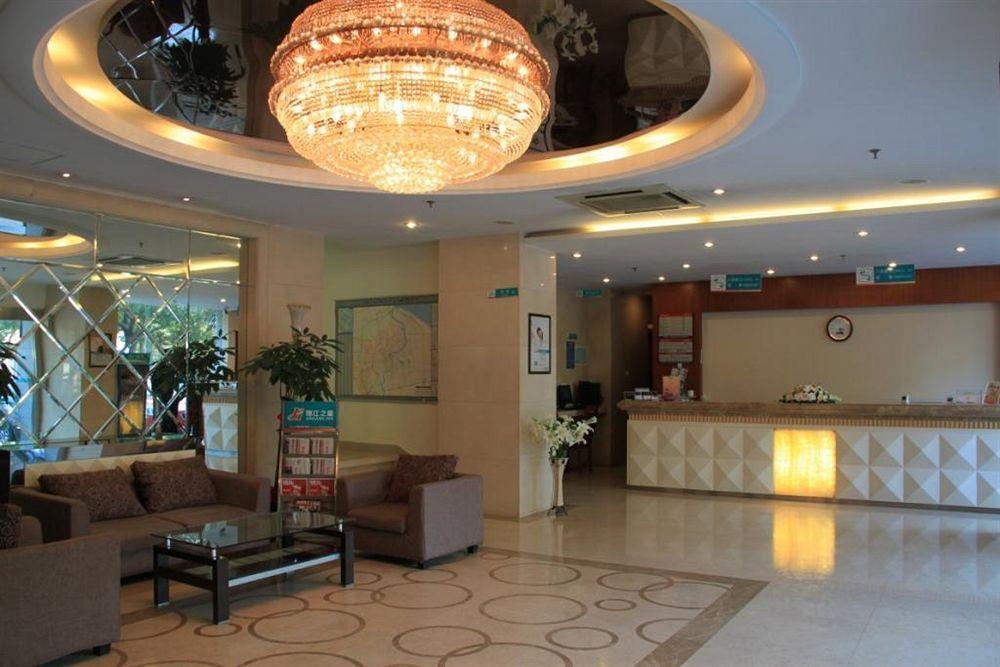 Jingjiang Inn Shanghai Baoyang Pier Kültér fotó